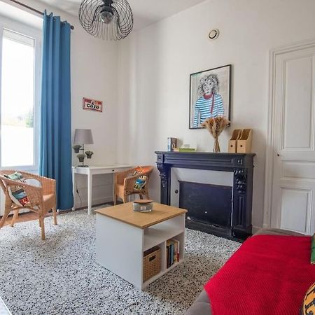 Le Petit Cosy Apartment Анже Екстериор снимка
